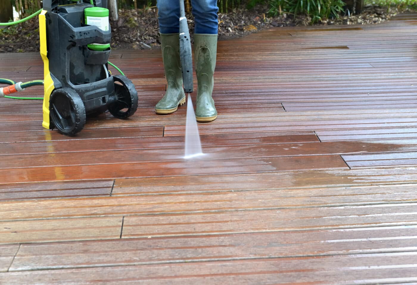 How To Clean Composite Decking The Complete Guide